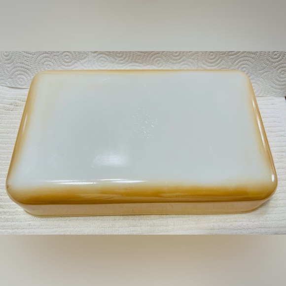 Vintagee 1950’s Fire King peach luster baking dish. Great used condition. - Picture 3 of 6